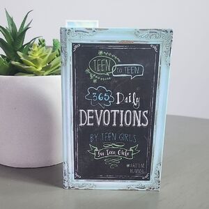 Teen to Teen 365 Daily Devotions Book
